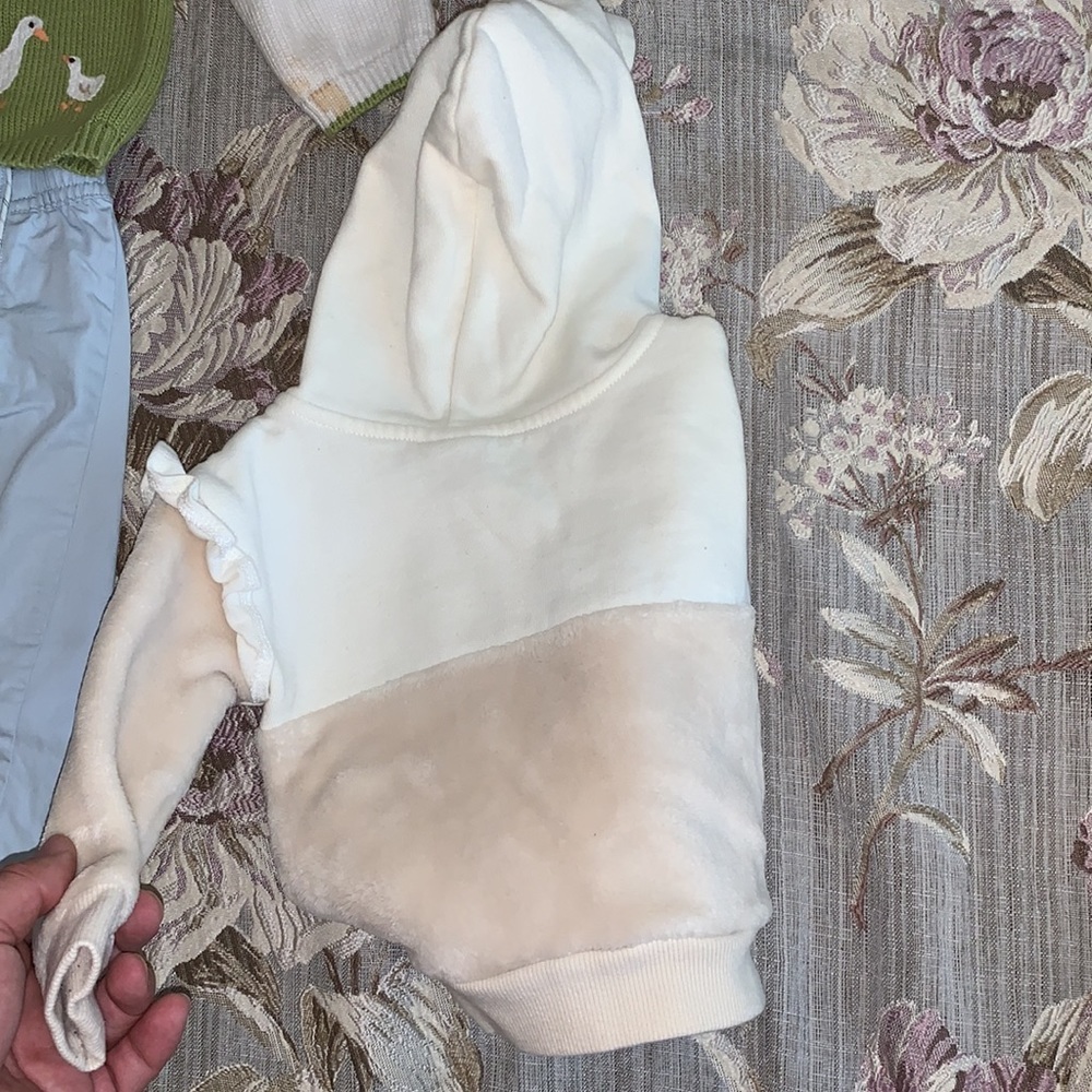 Calvin Klein baby fleece set 12 months - Picture 4 of 6